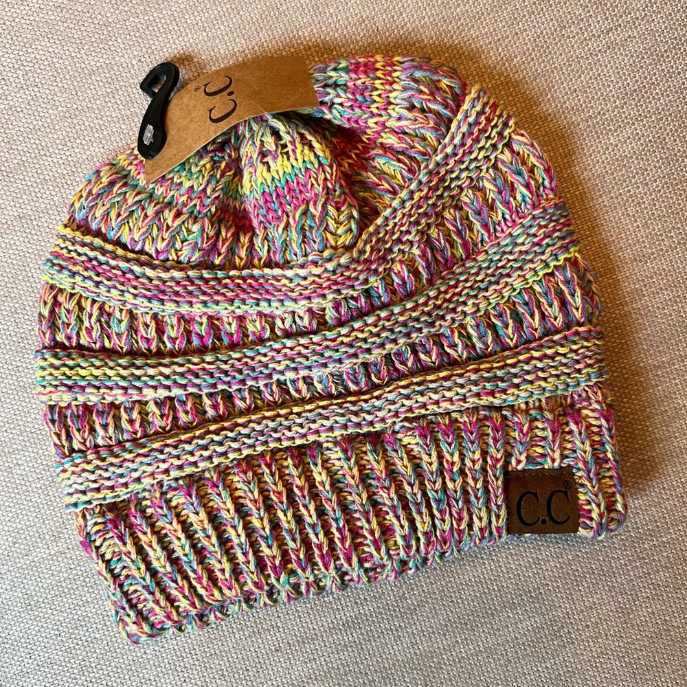 C.C Multicolor Knit Beanie 🧶 - tags attached